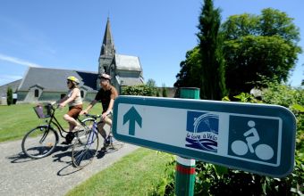 Emplacement campings 2 adultes avec vélos camping La Mignardière en Touraine